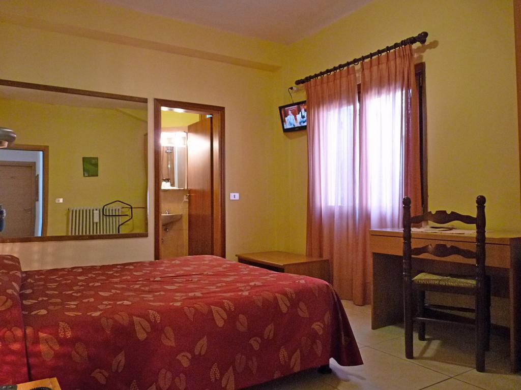 Hotel La Rosa Teglio Oda fotoğraf